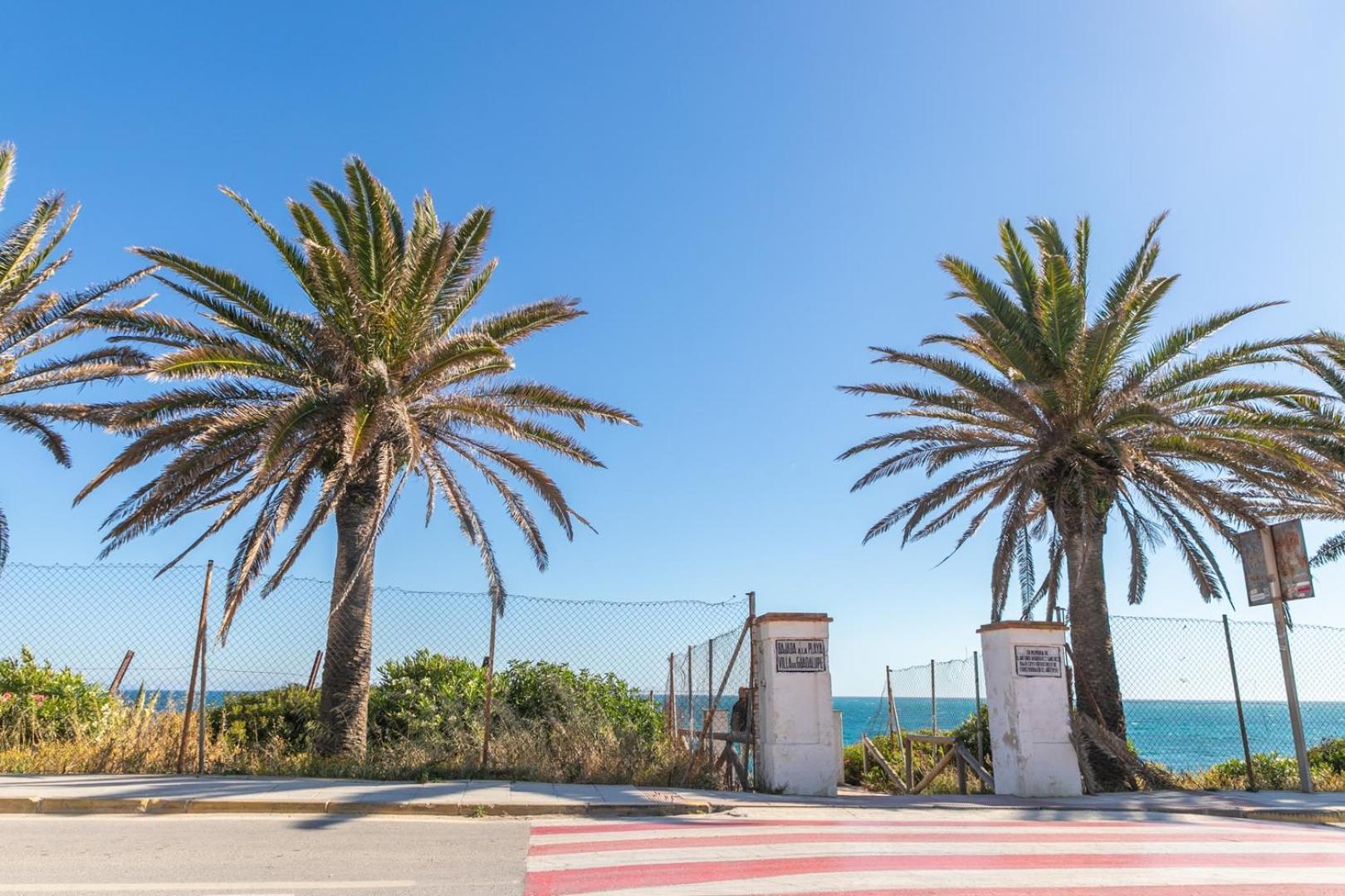 Adosado Nuevo Con Piscina, Playa, Garaje Y Jardin Los Canos De Meca Bagian luar foto